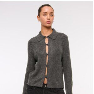 Abercrombie & Fitch Pearl Button Collared Cardigan